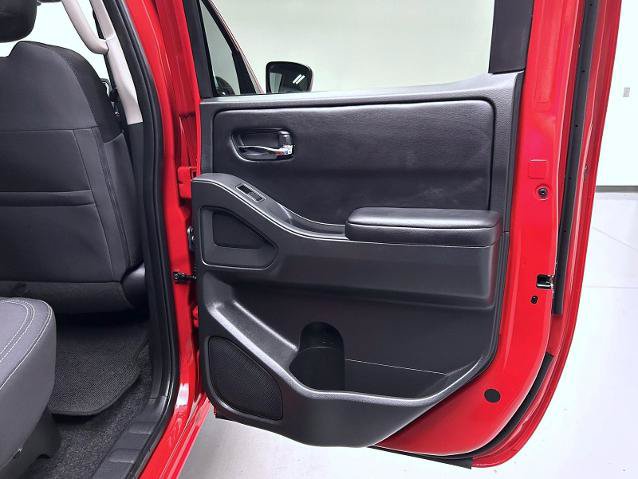 Certified 2025 Nissan Frontier SV w/ SV Convenience Package AWD/4WD image 17