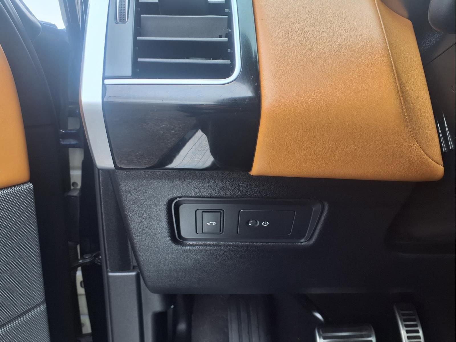 Used 2022 Land Rover Range Rover Sport HSE Dynamic image 14