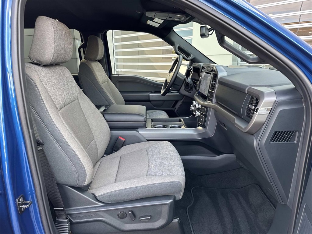 Used 2025 Ford F150 XLT w/ Equipment Group 302A MID image 9