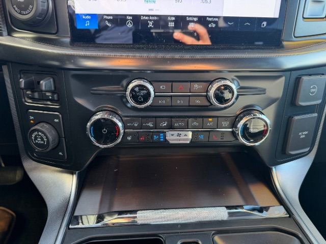 Used 2025 Ford F150 Platinum w/ Equipment Group 702A High image 27