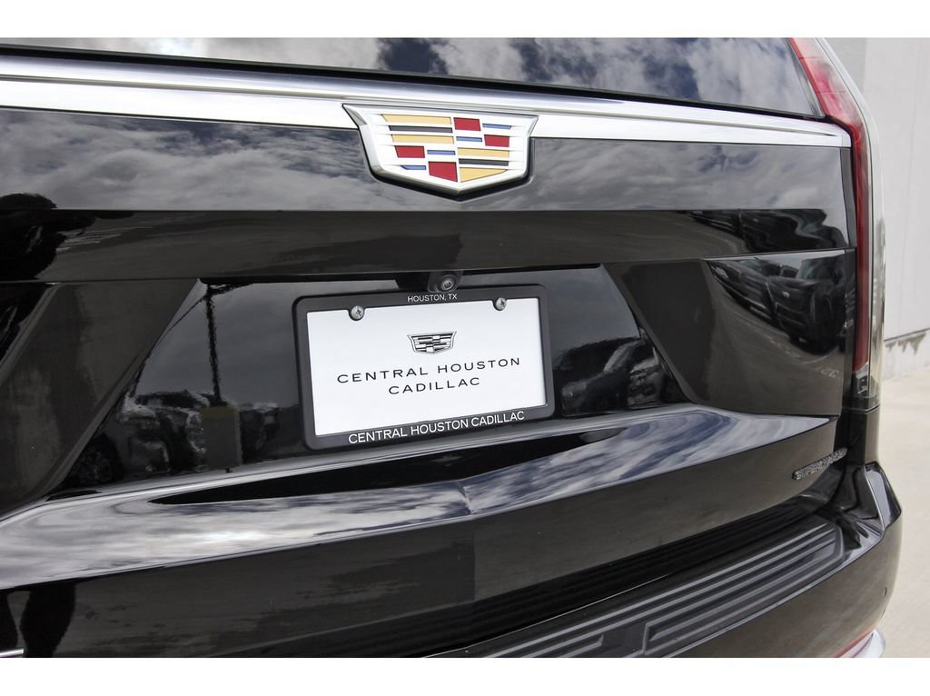 Used 2024 Cadillac Escalade ESV Luxury RWD image 31