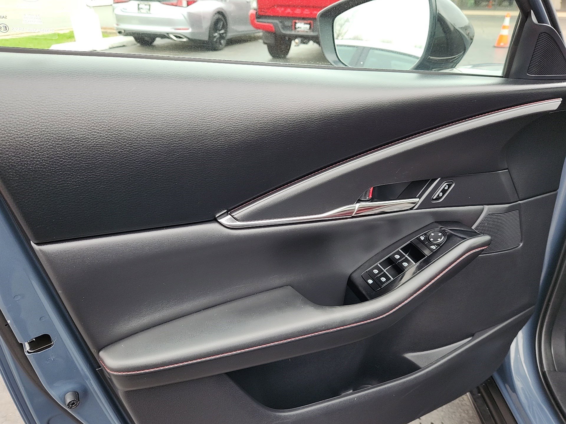 Used 2024 MAZDA CX-30 AWD 2.5 S w/ Preferred Package image 10