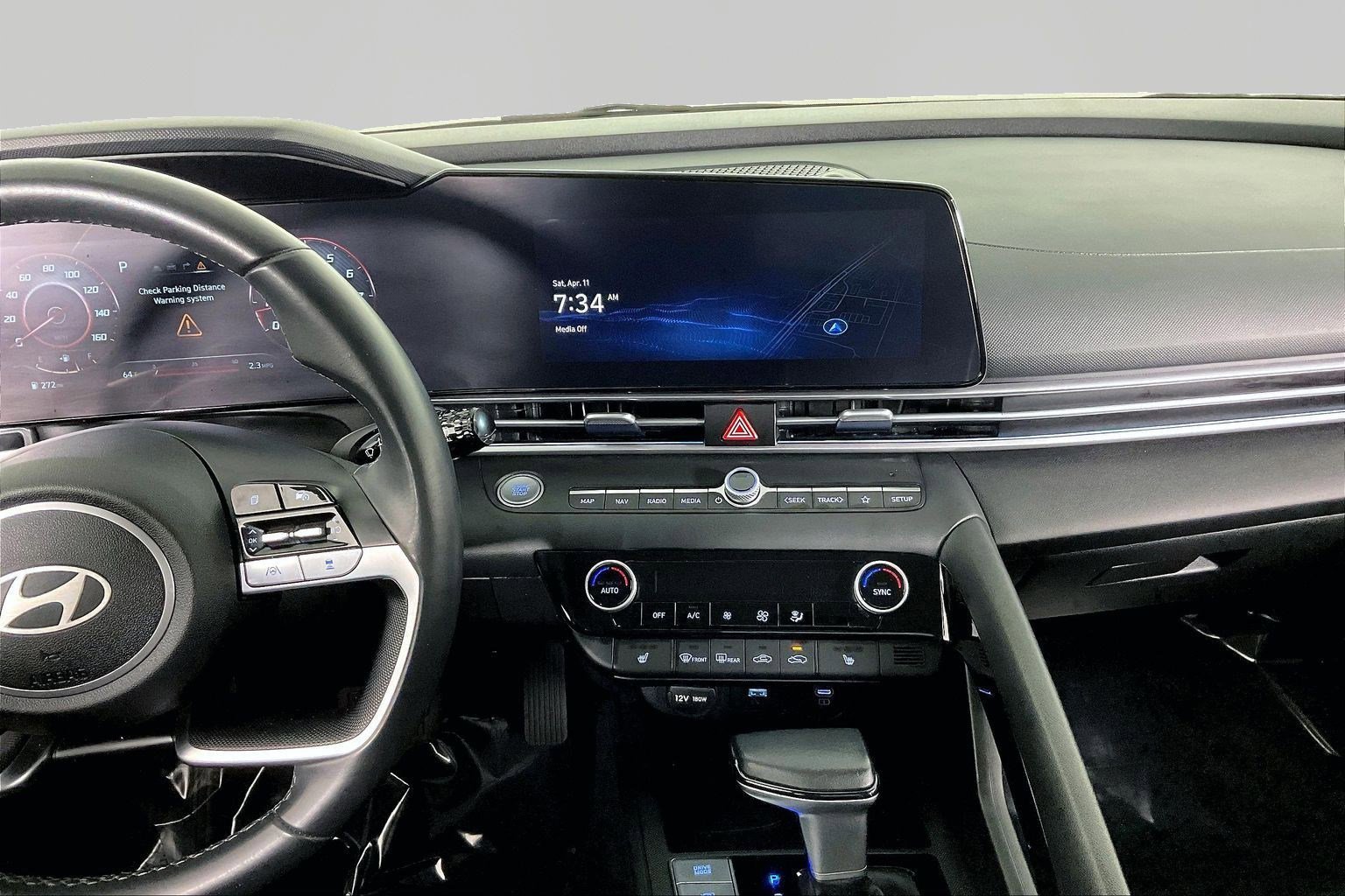 Used 2024 Hyundai Elantra Limited FWD image 9