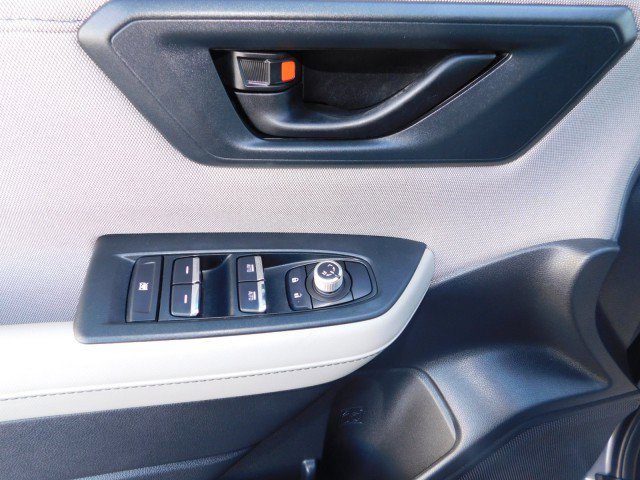 Used 2025 Subaru Forester Premium w/ Convenience Package #1 image 16