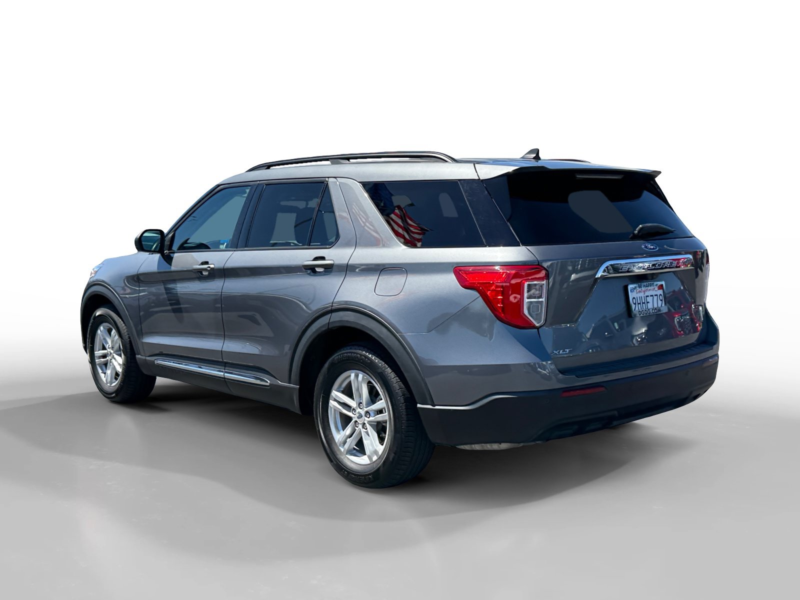 Used 2022 Ford Explorer XLT RWD image 3