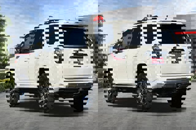 Used 2020 Toyota 4Runner TRD Off-Road image 6