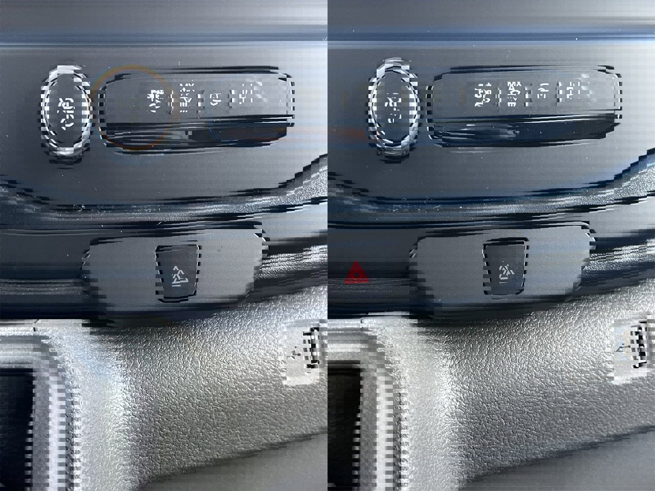 New 2026 Ford Transit 250 148 Medium Roof w/ Load Area Protection Package image 5