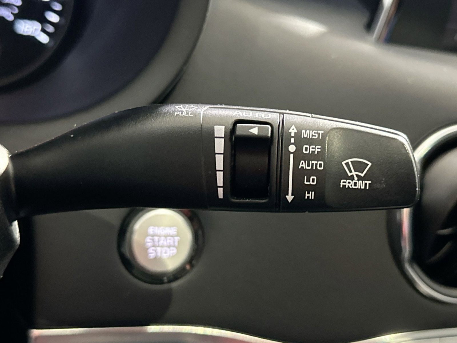 Used 2019 Kia Stinger Premium image 27