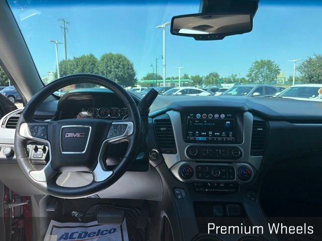 Used 2018 GMC Yukon SLT w/ Premium Edition AWD/4WD image 25