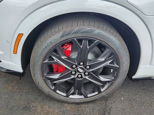 New 2027 Cadillac Optiq V AWD/4WD image 21