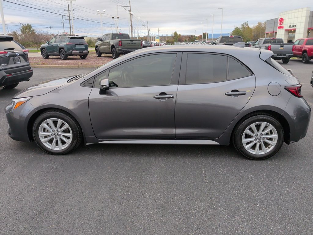 Used 2025 Toyota Corolla SE FWD image 5
