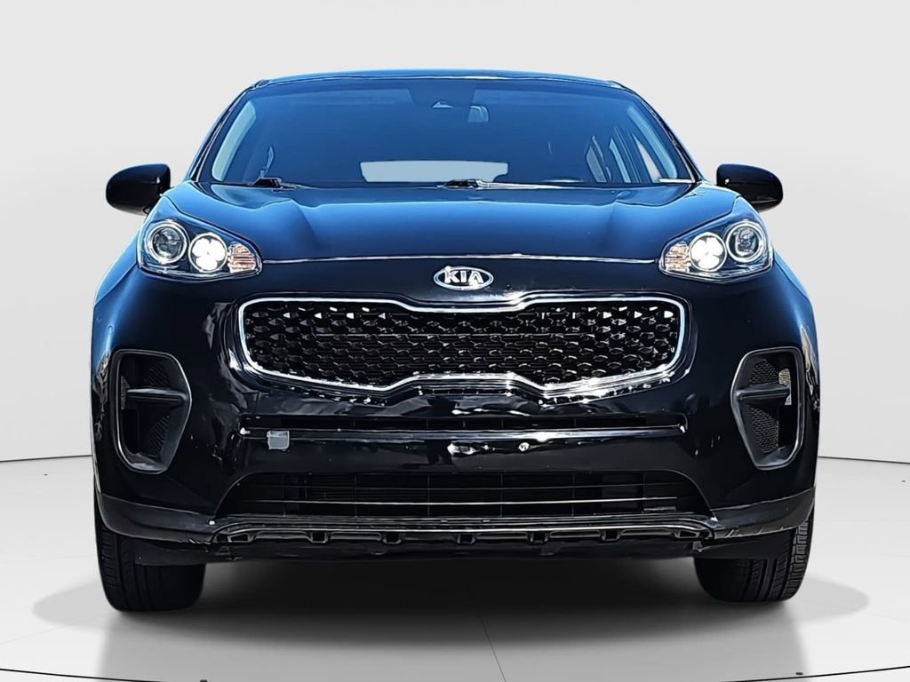 Used 2020 Kia Sportage LX image 2