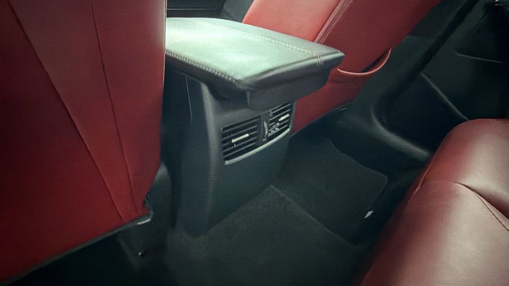 Used 2023 MAZDA CX-30 AWD 2.5 S w/ Preferred Package image 16