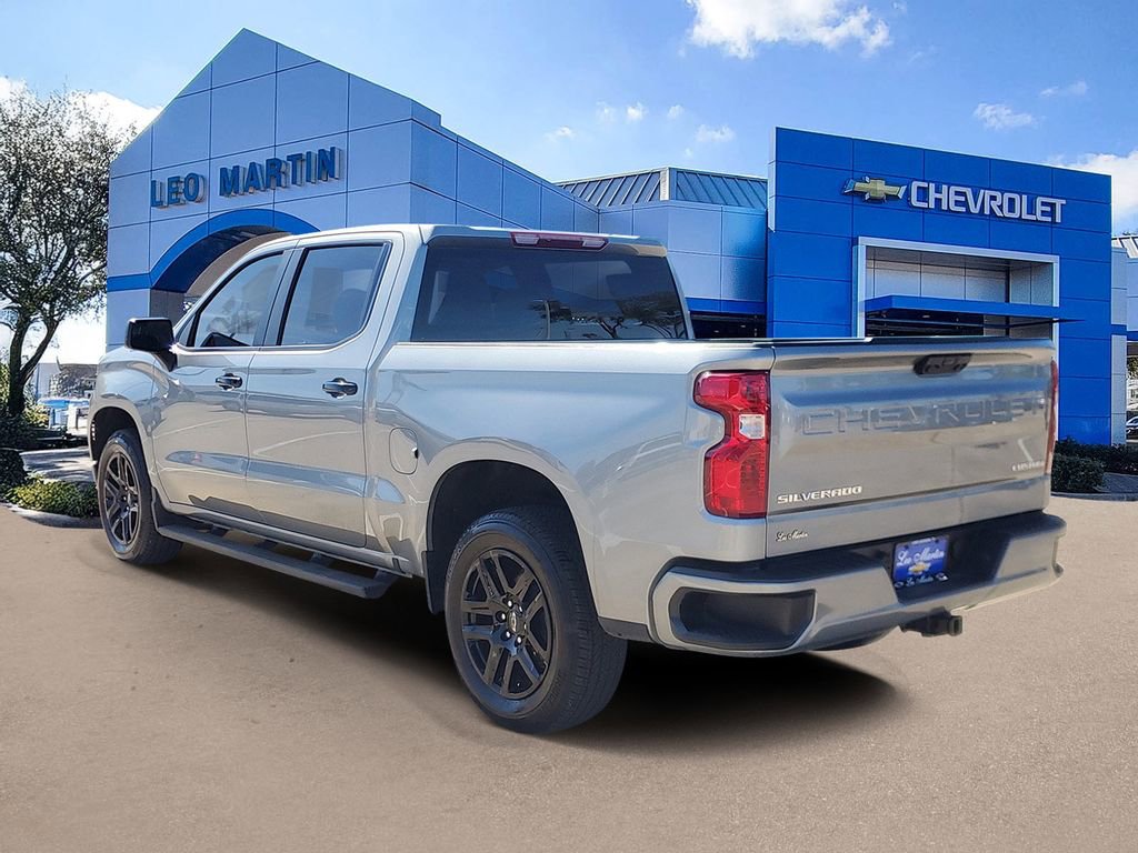 Used 2025 Chevrolet Silverado 1500 Custom image 4