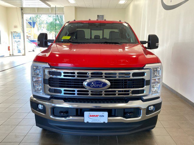 New 2026 Ford F350 XLT w/ FX4 Off-Road Package image 3
