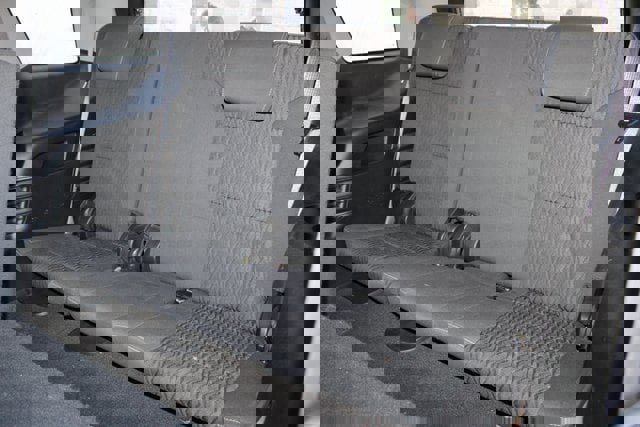 Used 2017 GMC Yukon SLE w/ Convenience Package image 6