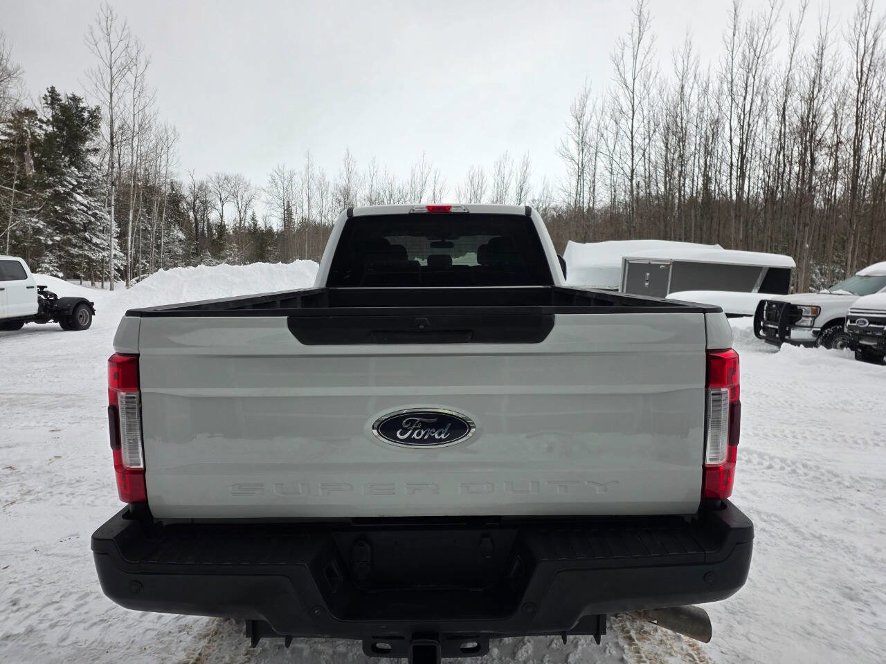 Used 2019 Ford F250 XL w/ Power Equipment Group image 6