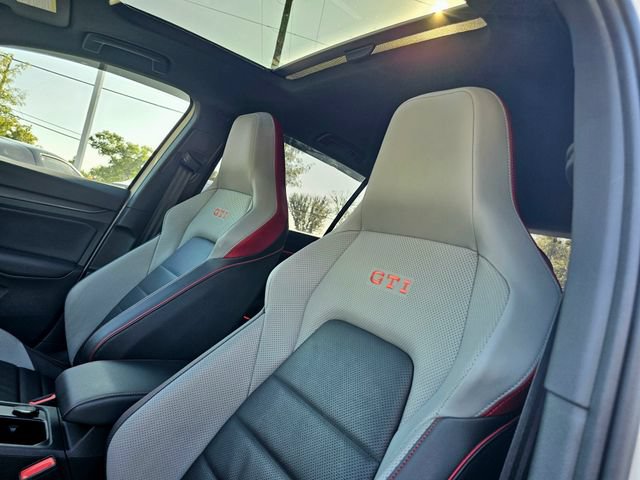 Used 2023 Volkswagen GTI SE FWD image 19