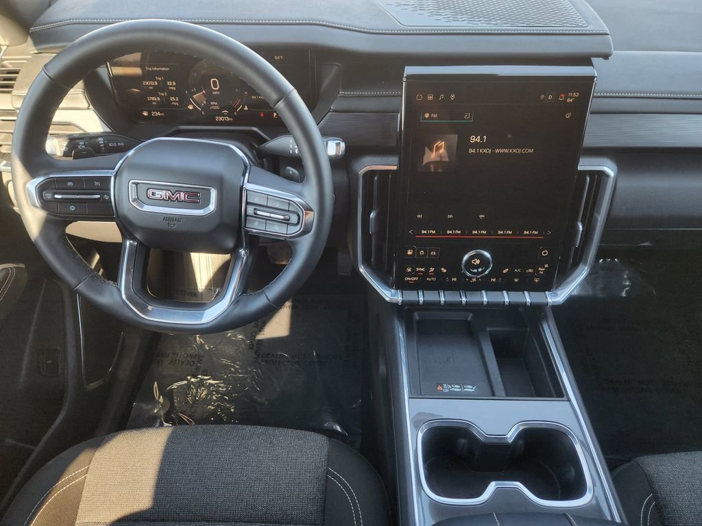 Used 2025 GMC Acadia Elevation image 26