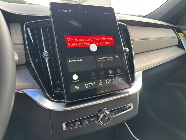 New 2026 Volvo XC90 B6 Plus w/ Protection Package Premier image 15