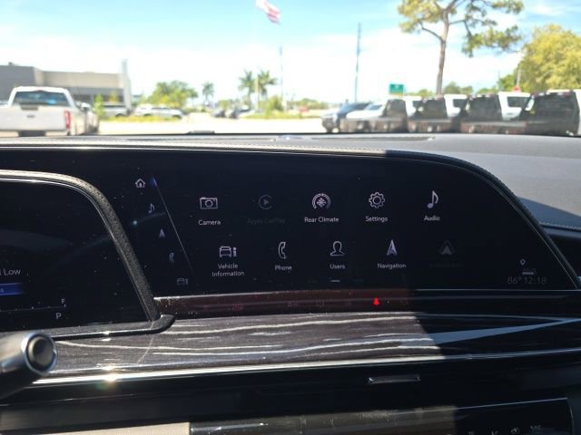 Used 2022 Cadillac Escalade ESV Sport w/ Touring Package AWD/4WD image 12