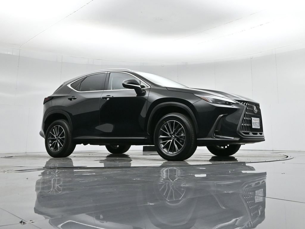 Used 2024 Lexus NX 350h AWD w/ Premium Package image 3