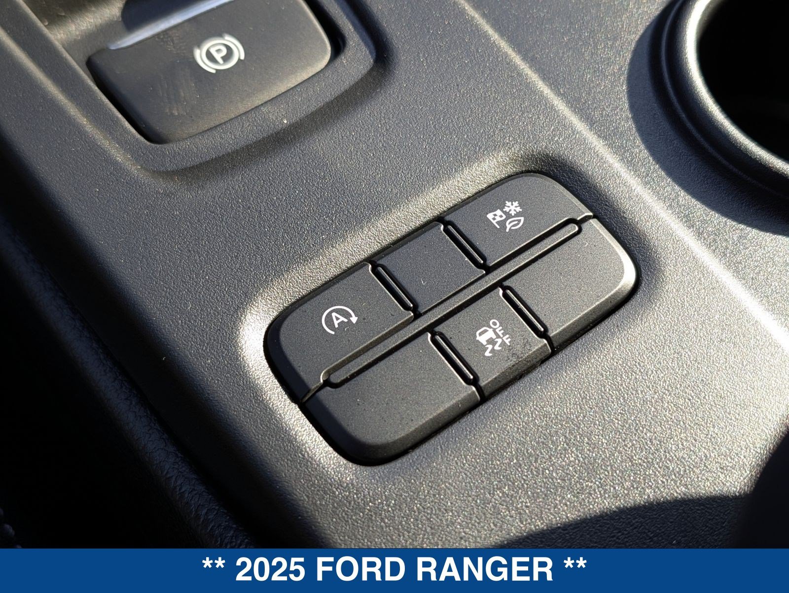 New 2025 Ford Ranger XL RWD image 32