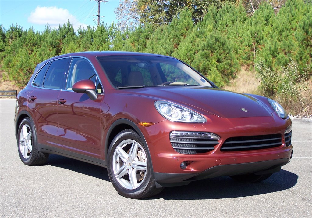 Used 2012 Porsche Cayenne S image 1