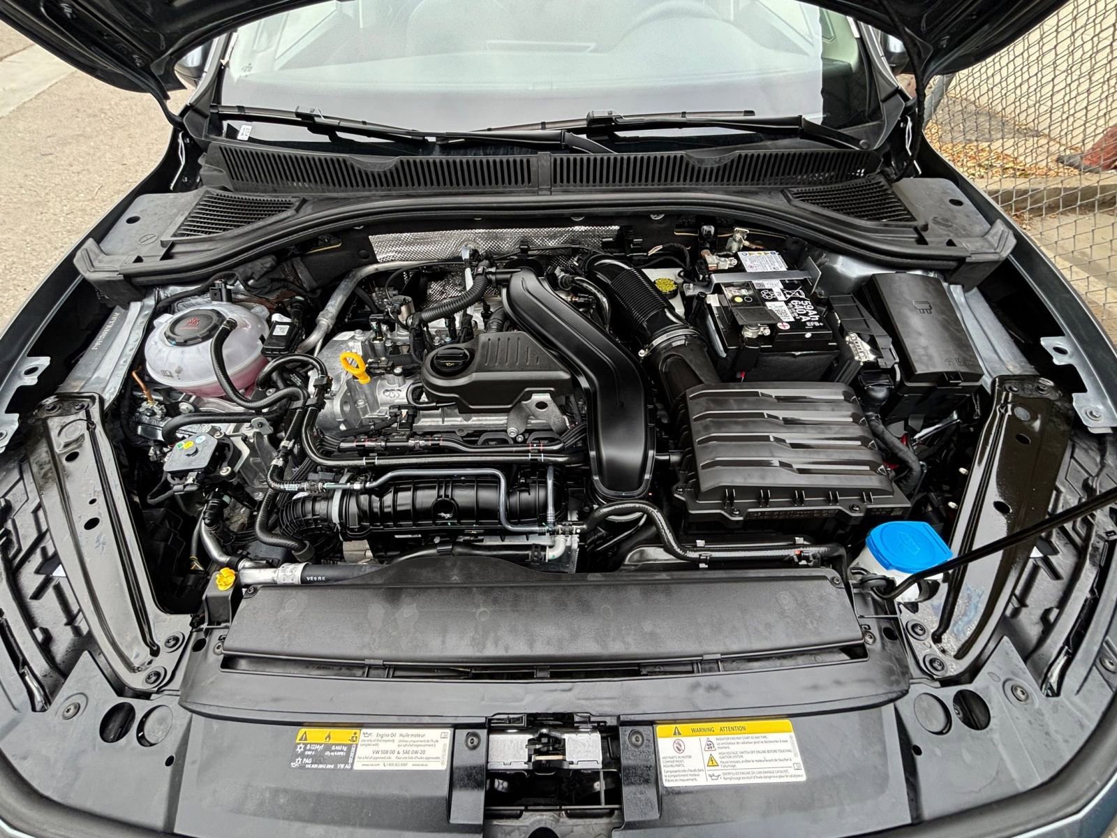 Used 2025 Volkswagen Jetta SE image 42