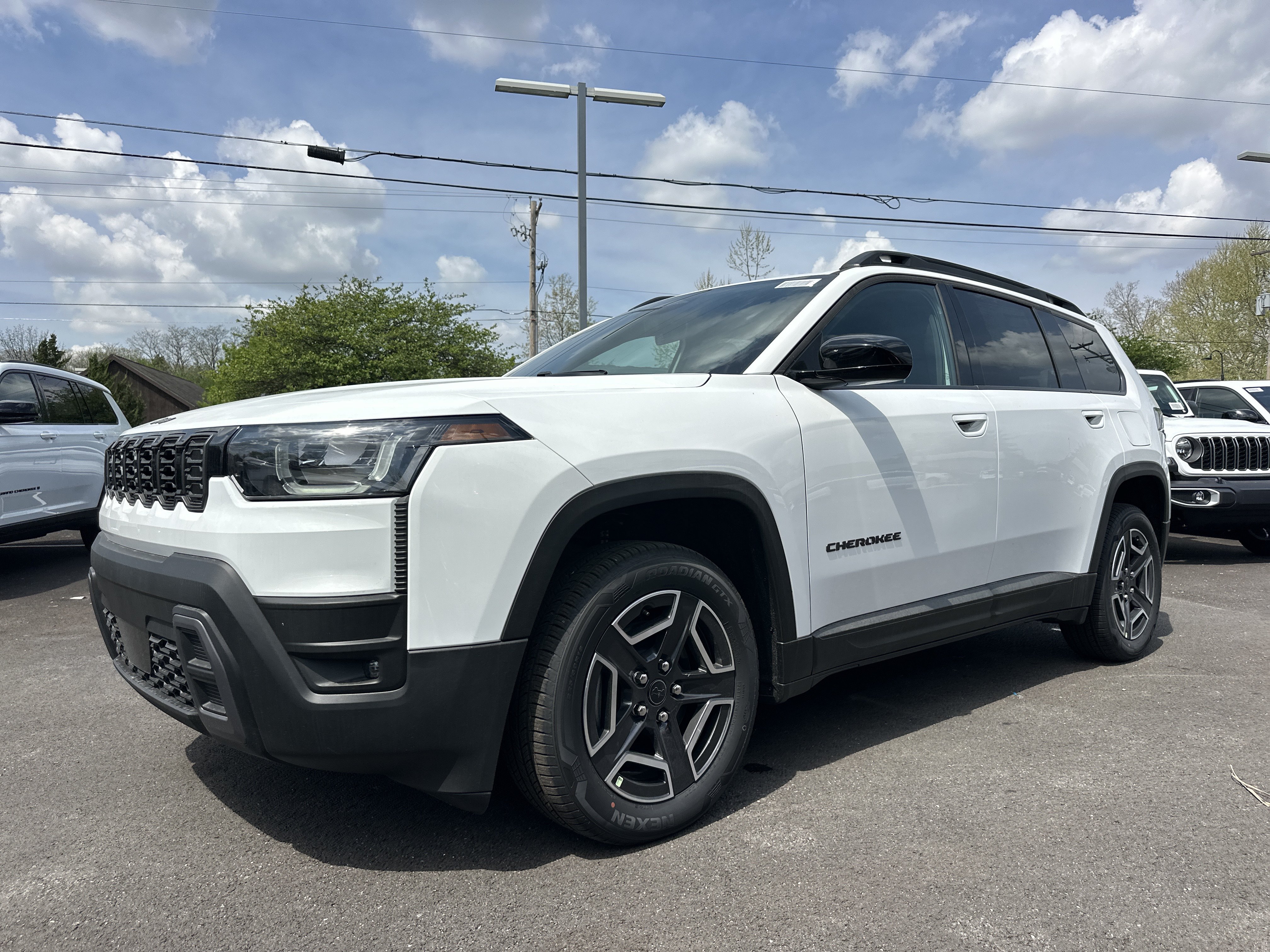New 2026 Jeep Cherokee Laredo AWD/4WD image 19