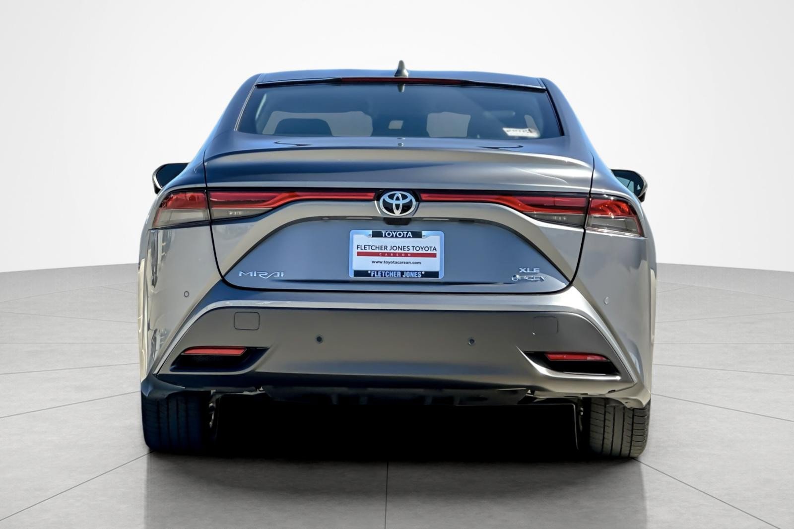 Used 2025 Toyota Mirai XLE RWD image 4
