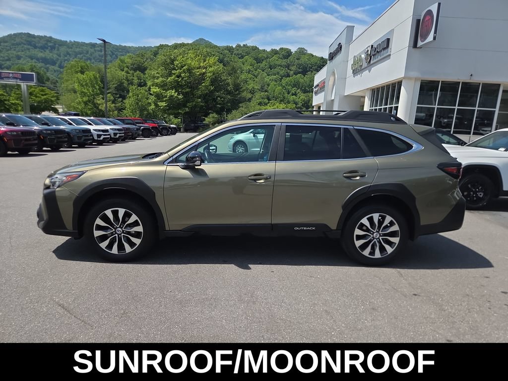 Used 2023 Subaru Outback Limited XT w/ Popular Package #2 AWD/4WD image 9