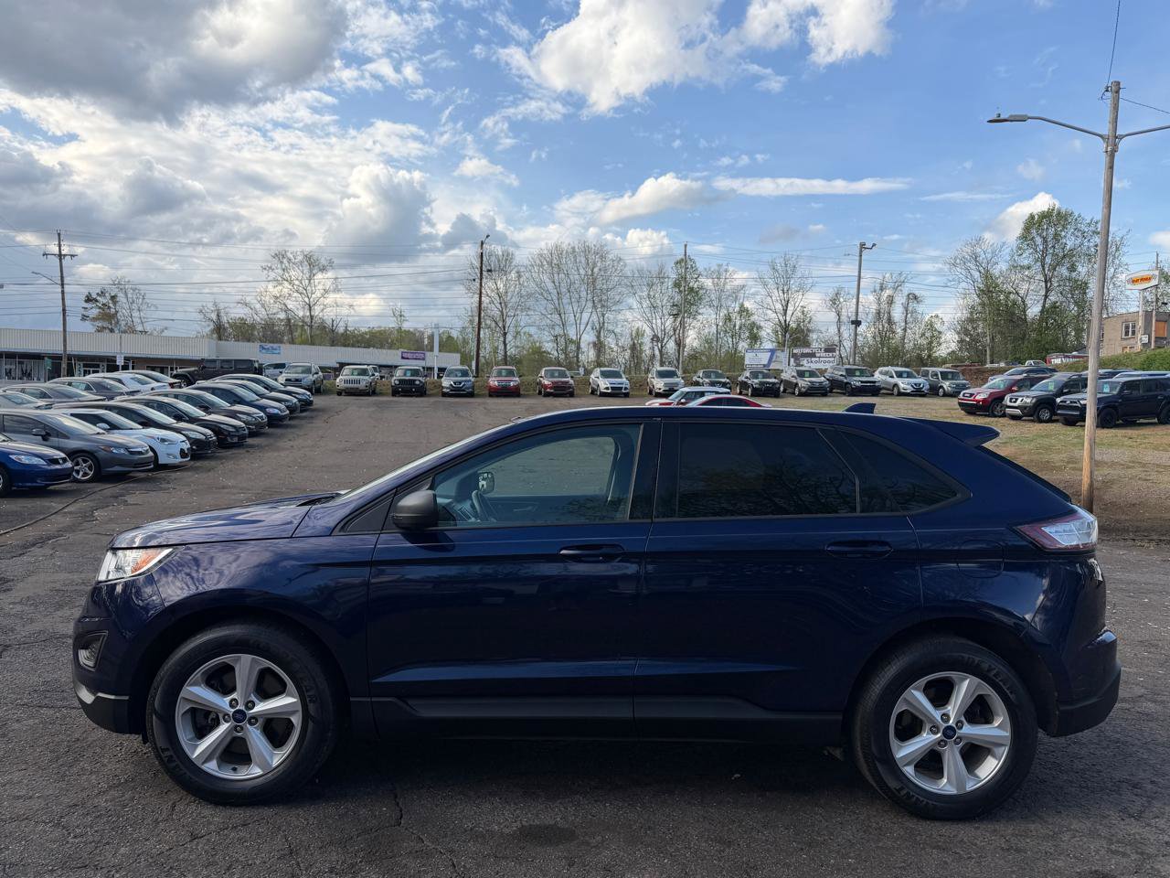 Used 2016 Ford Edge SE AWD/4WD image 8