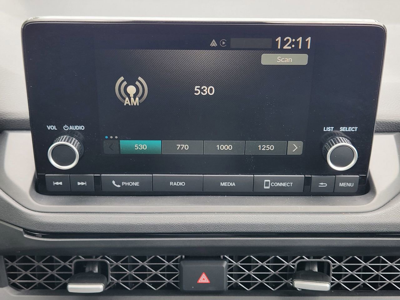 Used 2025 Honda Accord SE image 16