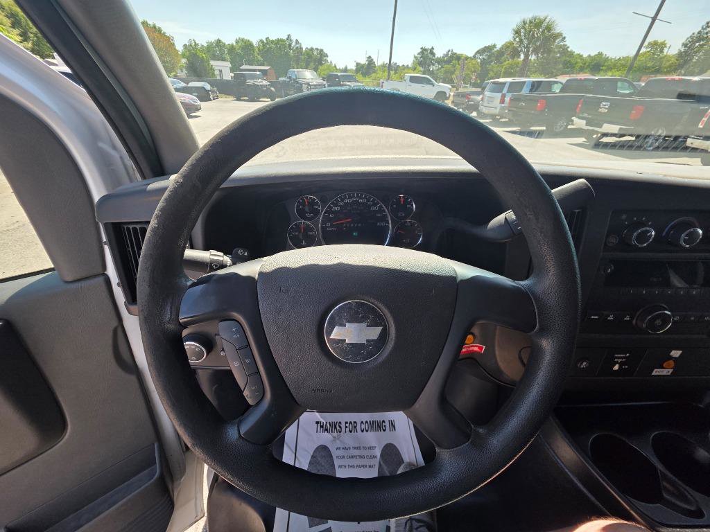Used 2014 Chevrolet Express 2500 RWD image 13