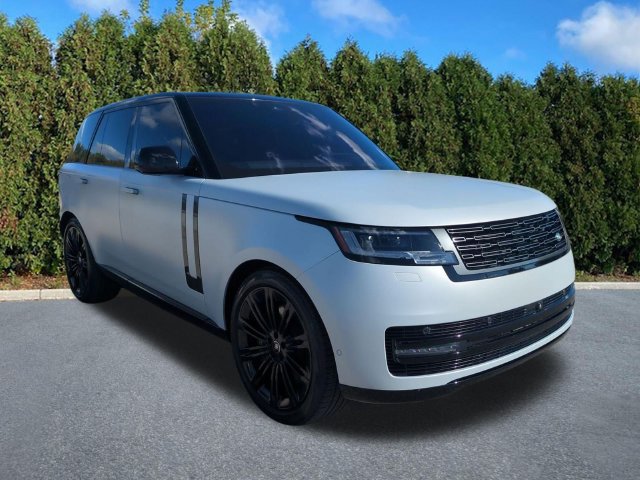 Used 2023 Land Rover Range Rover SE AWD/4WD image 3