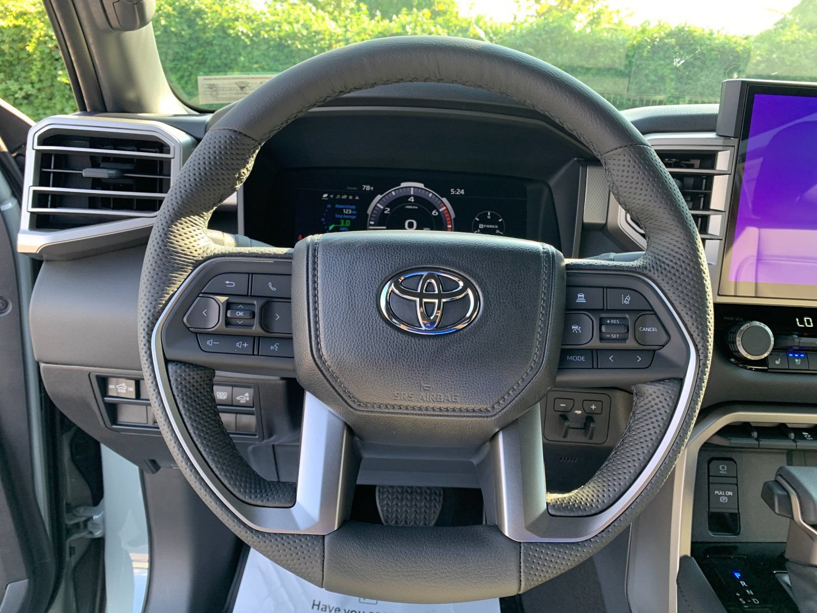 New 2026 Toyota Tundra Limited AWD/4WD image 25
