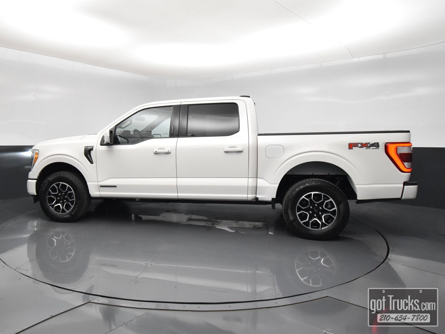 Used 2023 Ford F150 Lariat w/ Max Trailer Tow Package AWD/4WD image 3