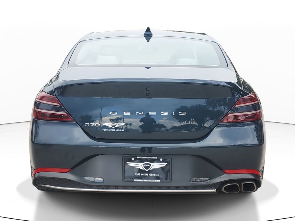 Used 2023 Genesis G70 2.0T image 5