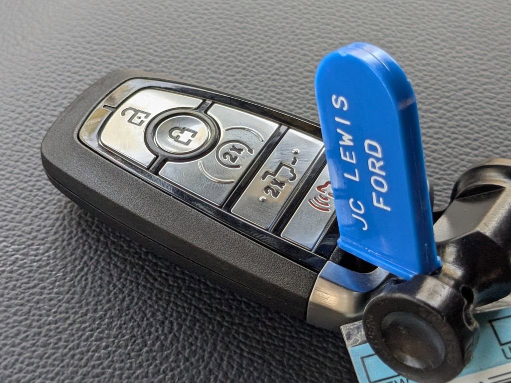 New 2025 Ford F150 Lariat w/ Equipment Group 502A High image 48