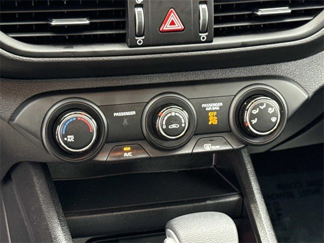 Used 2024 Kia Forte LXS w/ LXS Technology Package image 21