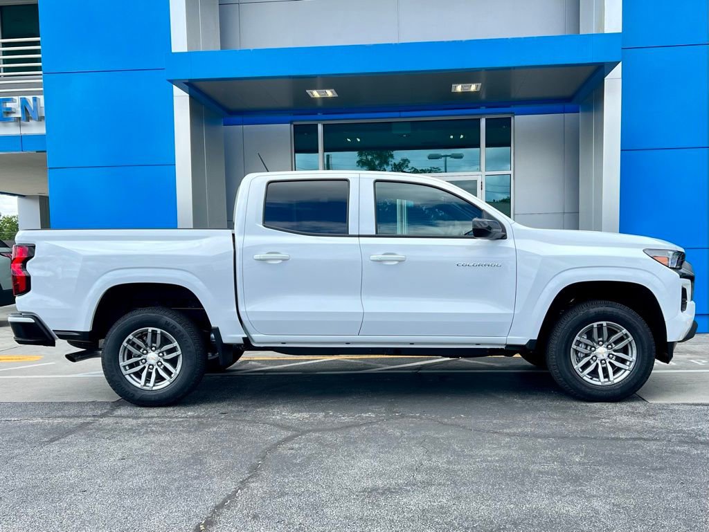 New 2025 Chevrolet Colorado LT w/ Advanced Trailering Package image 3