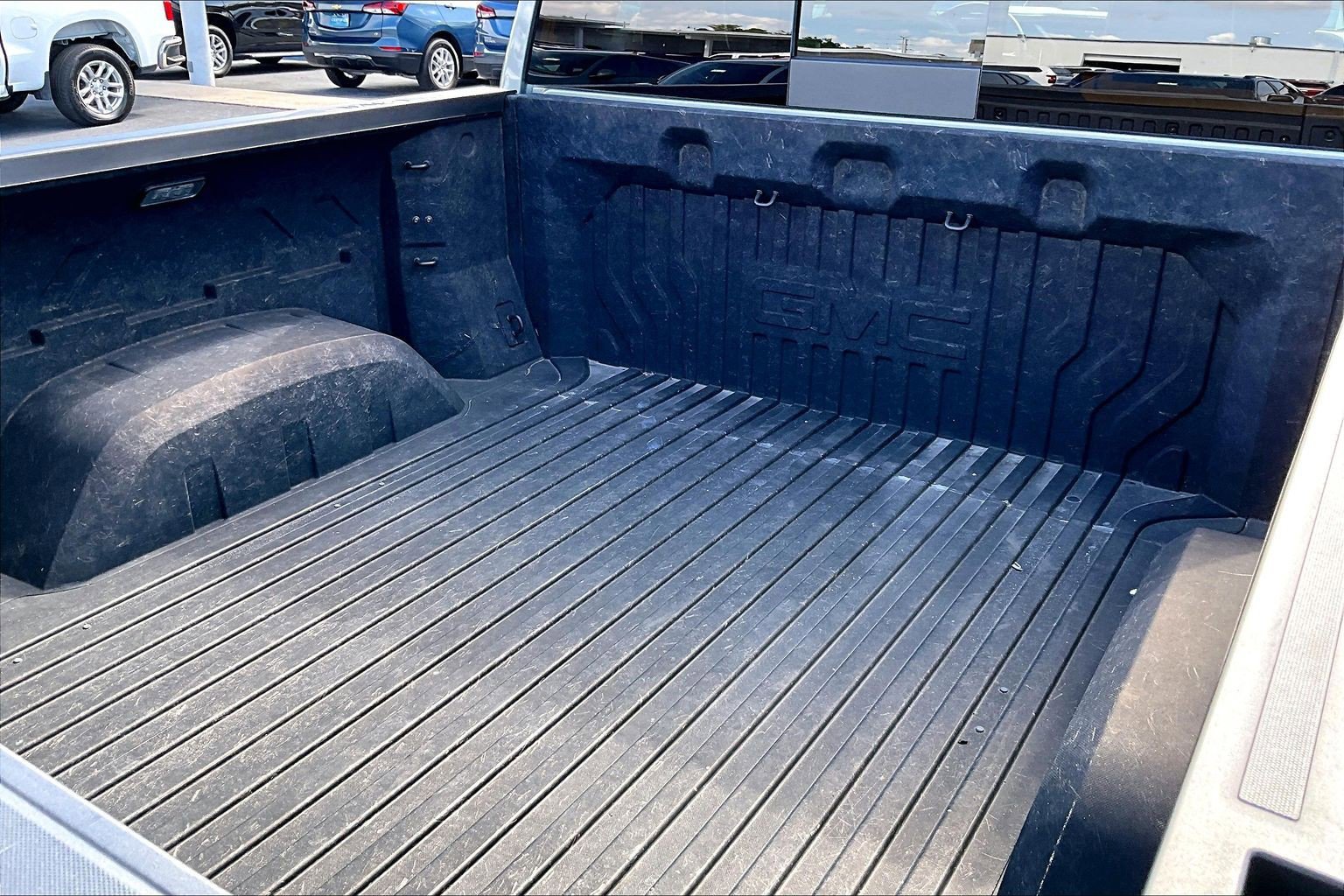 Used 2025 GMC Sierra 1500 Denali Ultimate AWD/4WD image 6