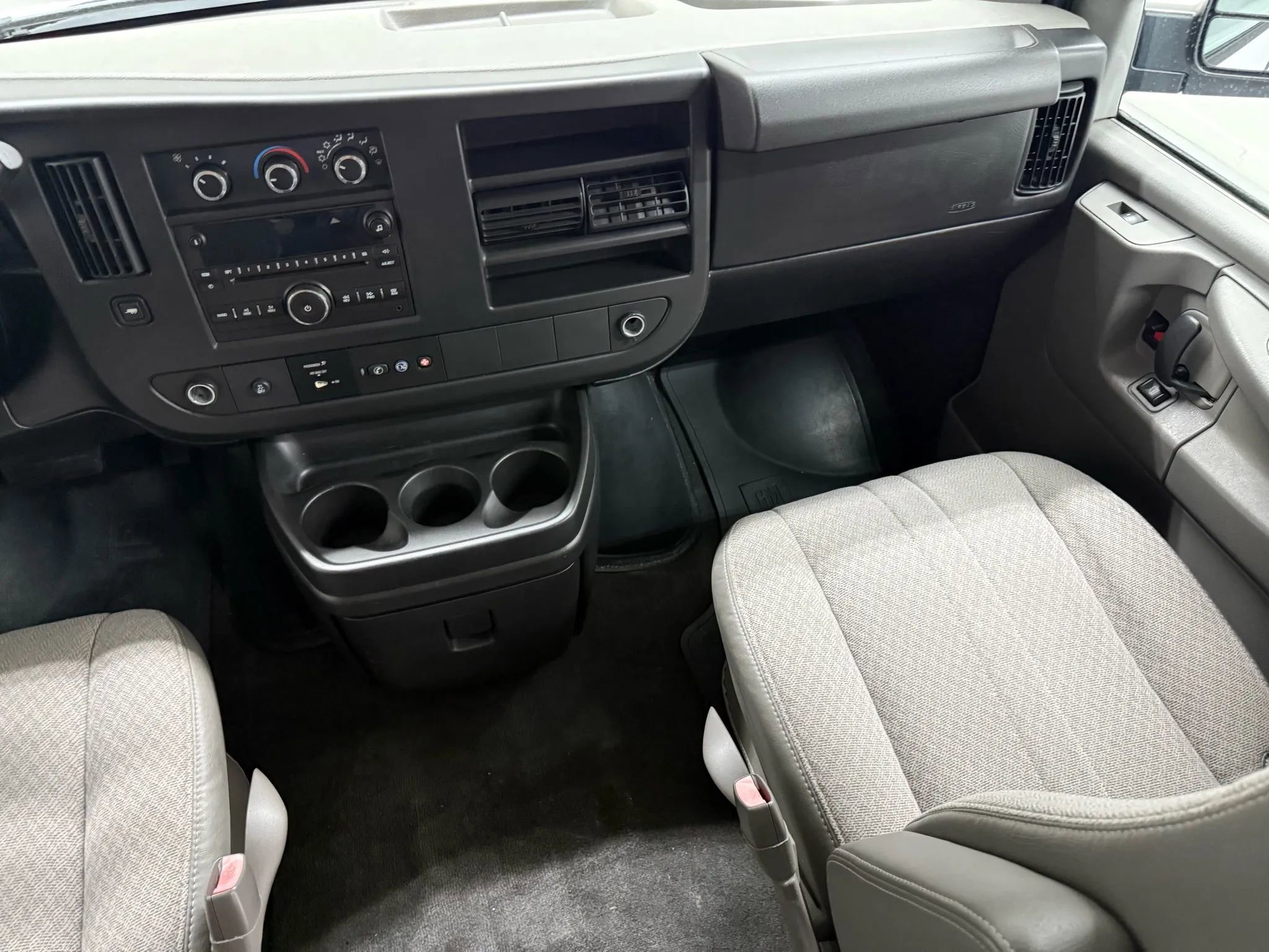 Used 2012 Chevrolet Express 3500 LT w/ LT Preferred Equipment Group image 20