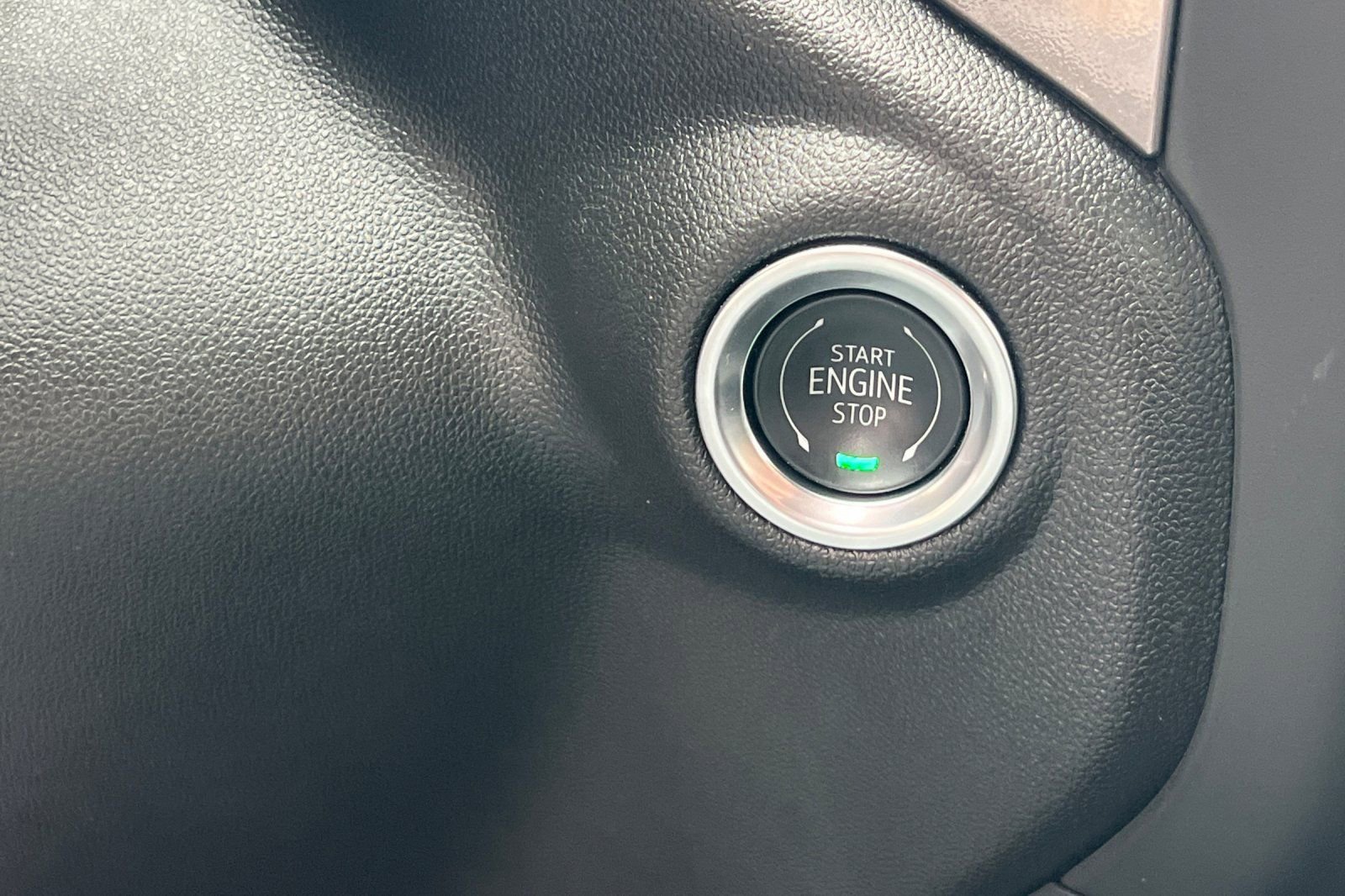 Used 2025 GMC Sierra 1500 Pro w/ Graphite Edition image 29