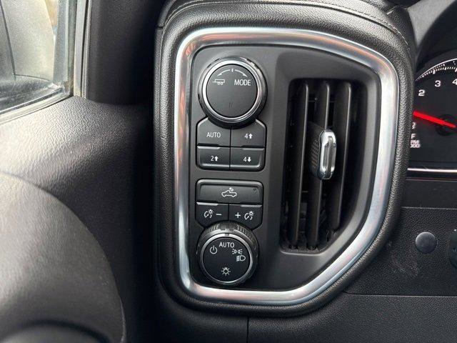 Used 2020 Chevrolet Silverado 1500 LT w/ All-Star Edition image 45