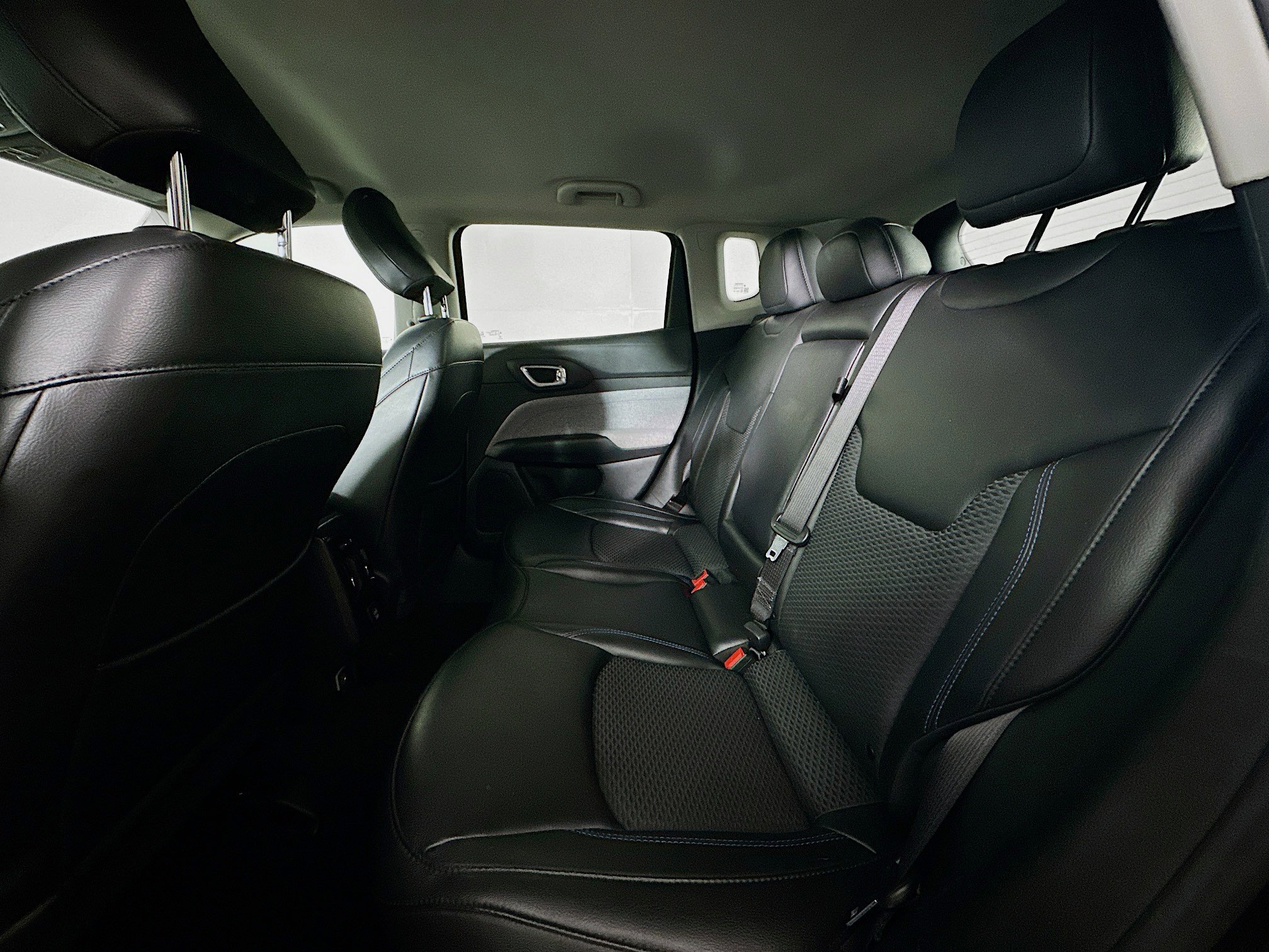 Used 2022 Jeep Compass Latitude image 26