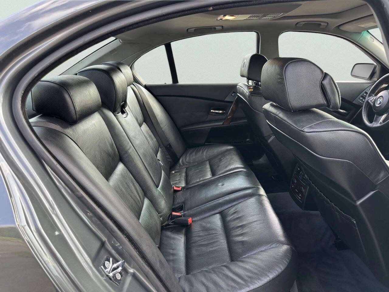 Used 2007 BMW 530xi Sedan AWD/4WD image 19