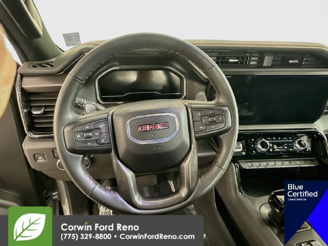 Used 2025 GMC Sierra 1500 AT4 w/ AT4 Premium Package AWD/4WD image 15