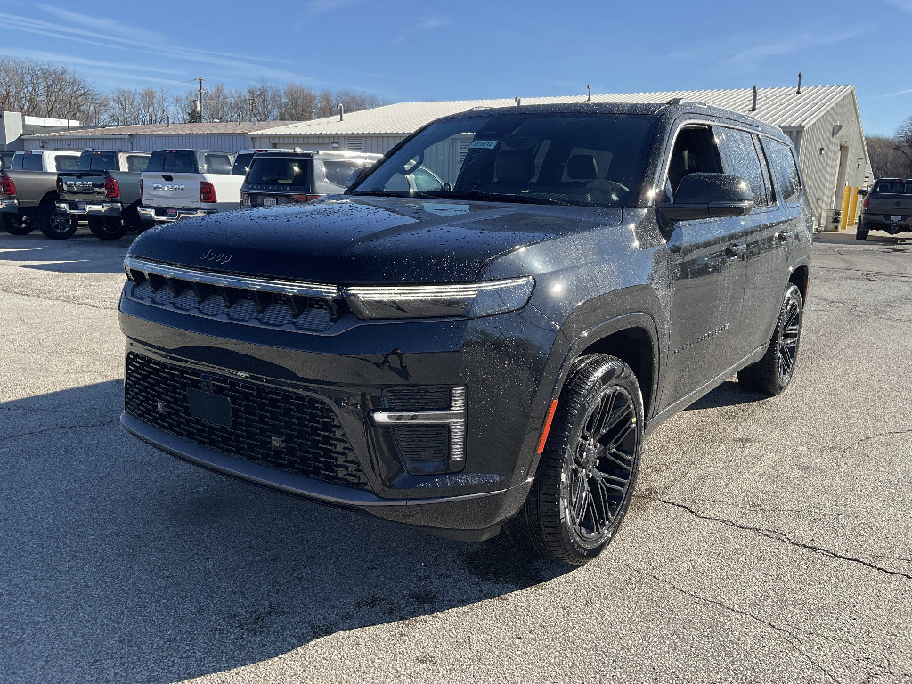 New 2026 Jeep Grand Wagoneer Limited AWD/4WD image 3